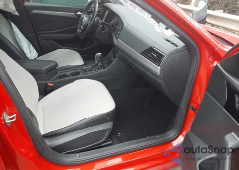 2019 Volkswagen Jetta 1.4T R-Line/1.4T S/1.4T Se z USA, uszkodzony, nr VIN 3VWC57BU0KM110891